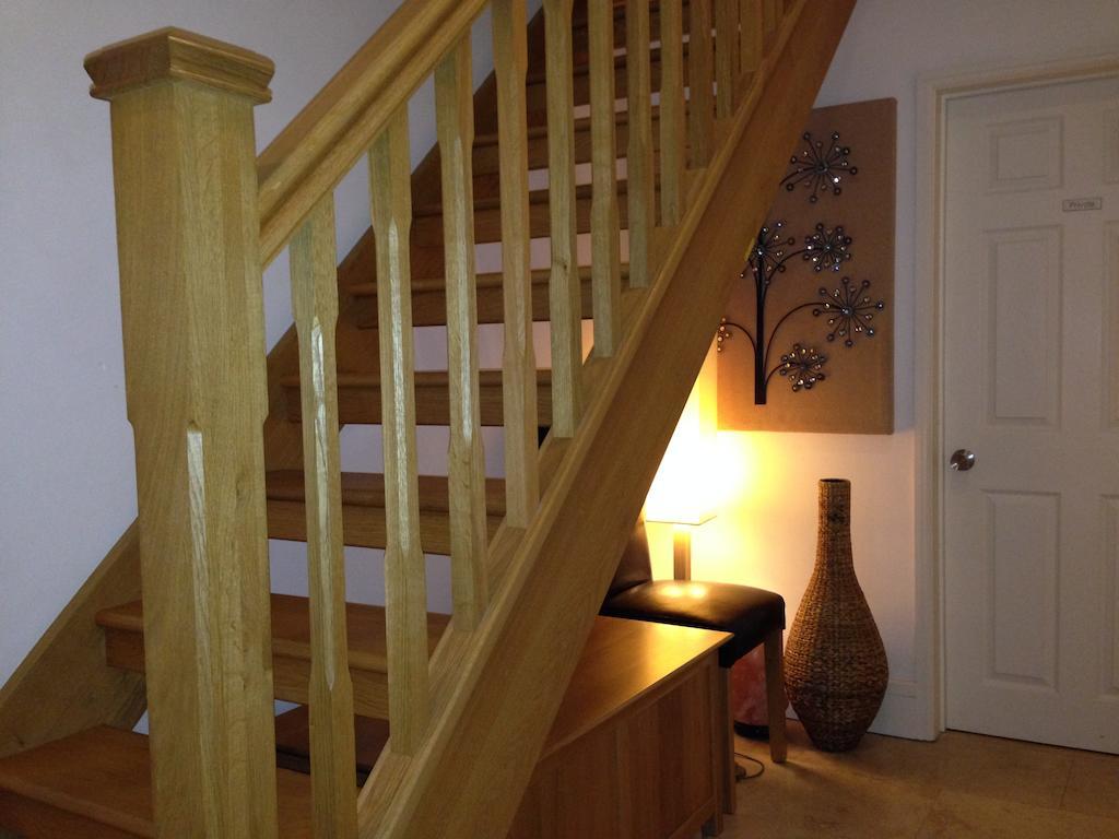 Mead Lodge B&B Corsham Exteriör bild